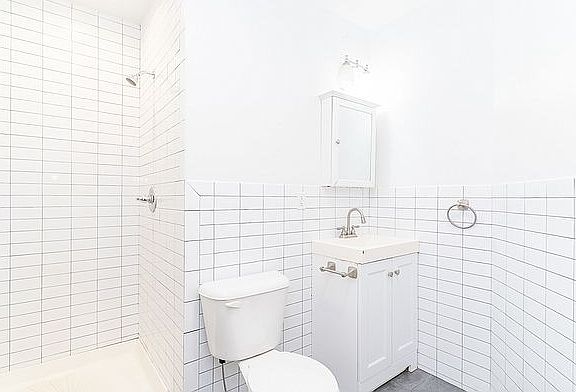 4th image of 291 Wyckoff Ave #6Z