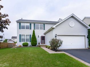 4760 Princeton Ln, Lake In The Hills, IL 60156