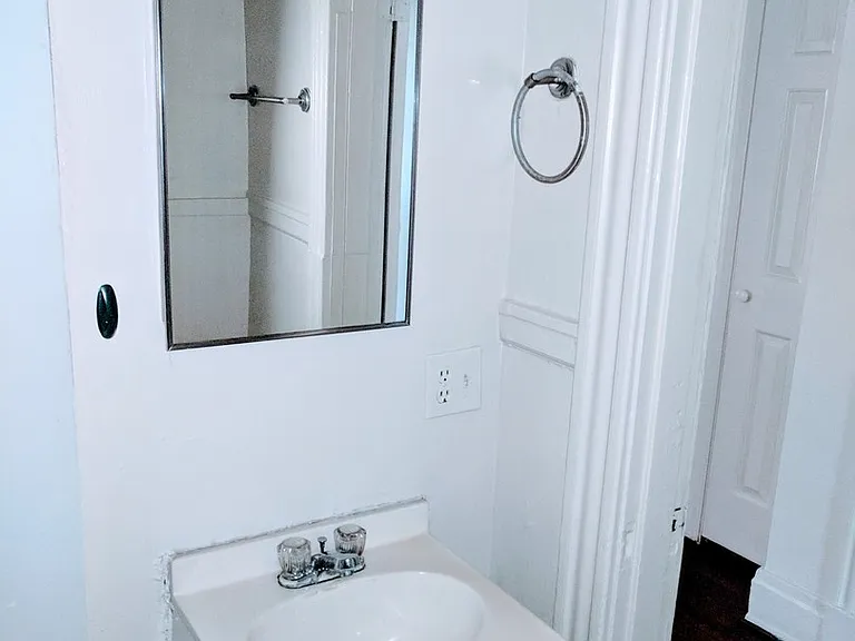 3312 Ellwood Ave.* — Photo 32