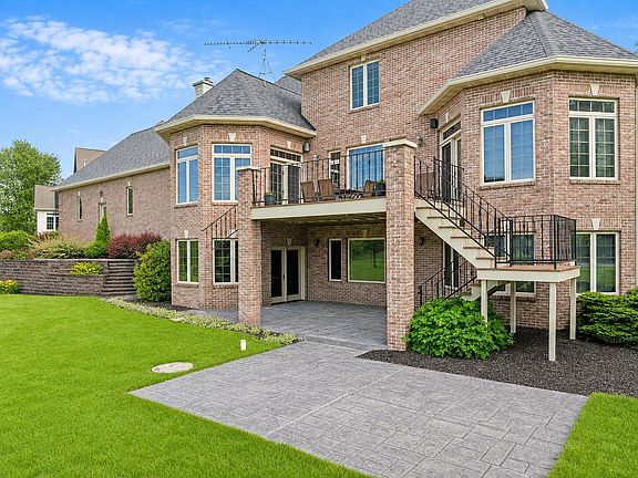 4th image of W4736 Pebble DRIVE