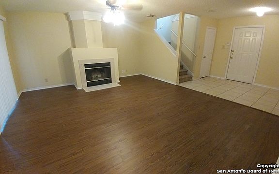 3rd image of 9513 Campton Farms