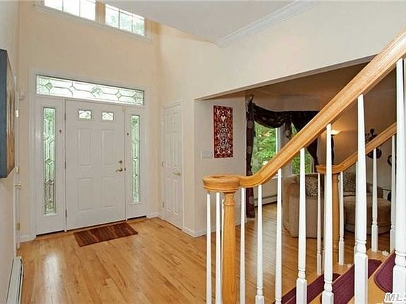 2nd image of 10 Edgewood Ave #Unit#4