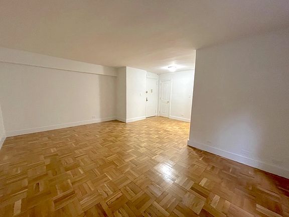 2nd image of 1360 York Ave APT 2P