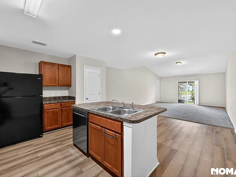 18266 Minorea Ln — Photo 7