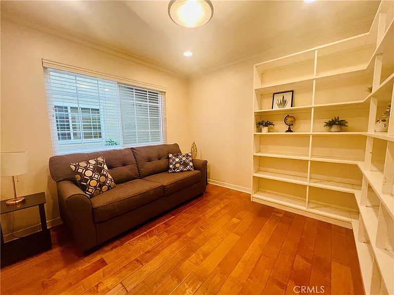 5309 Lockhurst Dr — Photo 10