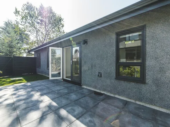 4138 Laurel St, Vancouver, BC V5Z 4A9