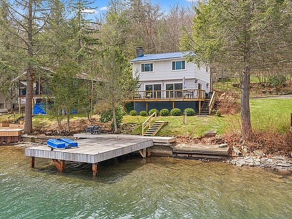 2nd image of 469 Oquaga Lake Rd