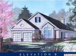 5 Cedar Village Blvd, Ocean, NJ 07712