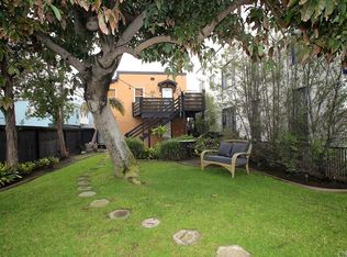 19 Santa Ana Ave, Long Beach, CA 90803