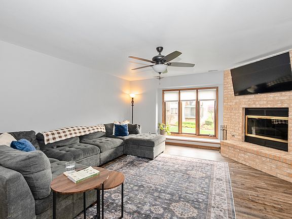 3rd image of 15705 Old Orchard Ct Unit 2S