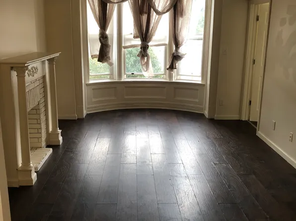 471 2nd St APT 3, Troy, NY 12180