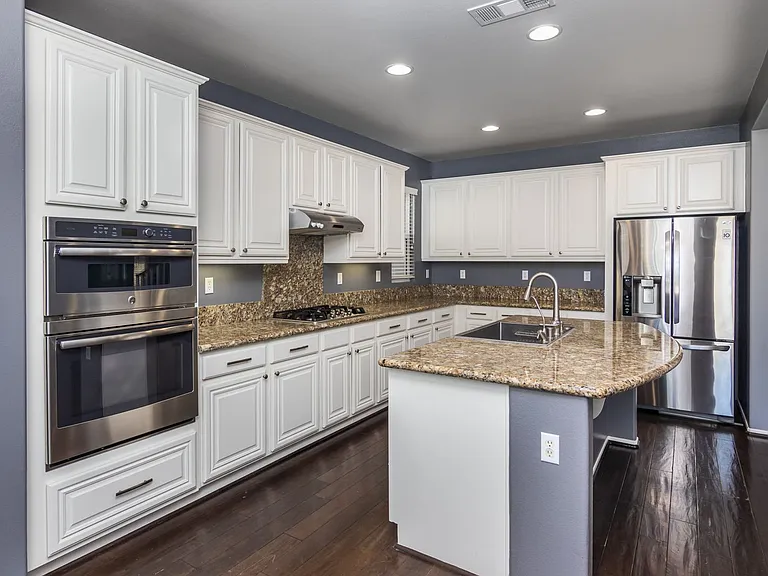 28031 Alta Vista Ave — Photo 9