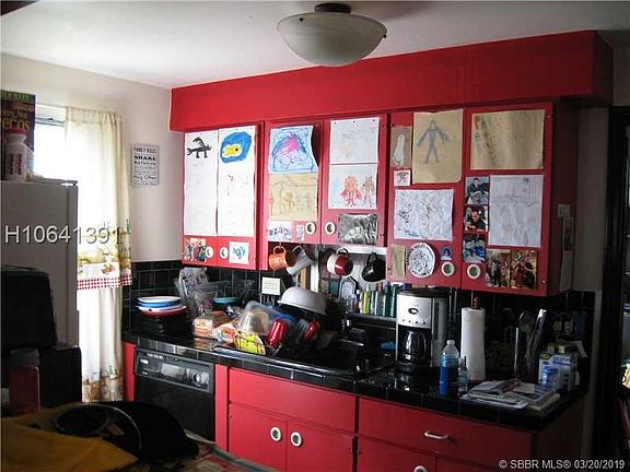 2nd image of 43 SE 12th St