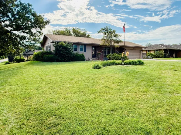 620 N Highland Ave, Beloit, KS 67420