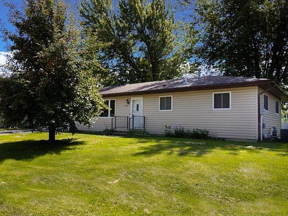 2nd image of 1423 Greenwood Pl