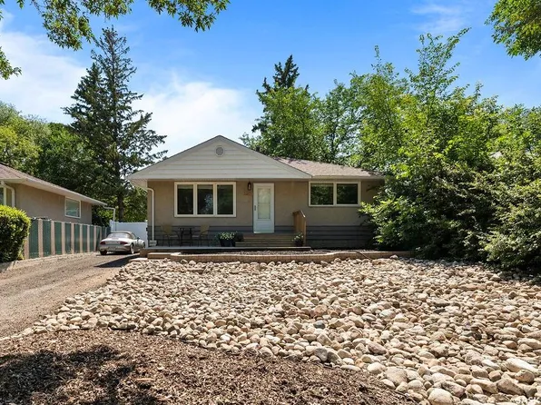 5309 1st AVENUE, Regina, SK S4T 0A7