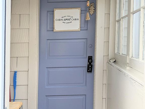 5th image of 6035 Cole Dr