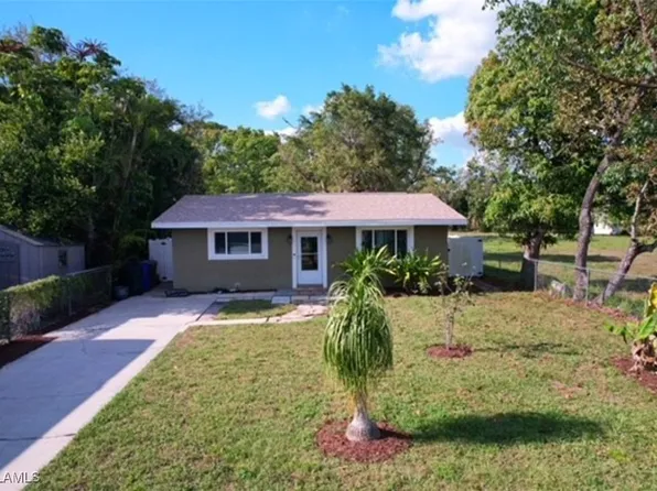 2525 4th St, Fort Myers, FL 33901