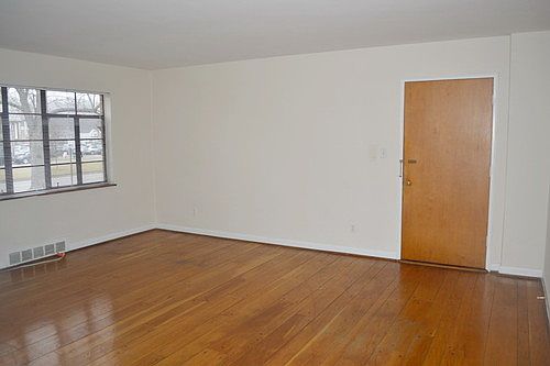 2nd image of 6807 Wooster Pike APT 6