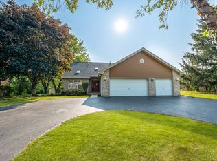 24646 S Willow Brook Trl, Crete, IL 60417