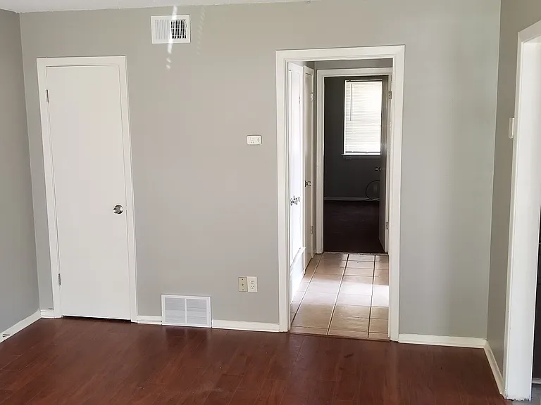 1287 Halcomb Ln #1287 — Photo 4