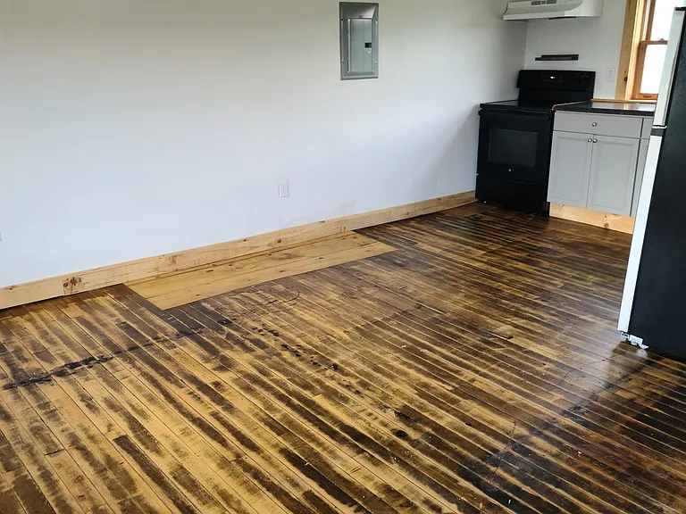 1784 Bean Hill Rd — Photo 2