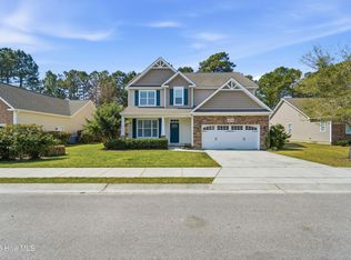 476 Landsdowne Cir, Hampstead, NC 28443