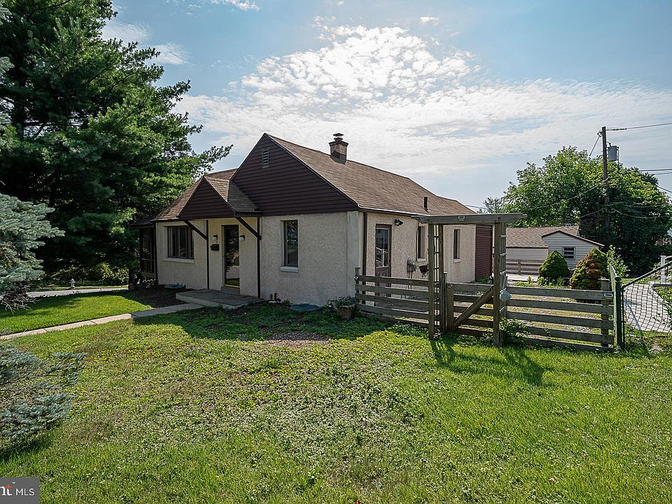 35 Hillside Rd, Broomall, PA 19008 | Zillow