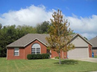 1902 SW East St, Bentonville, AR 72712