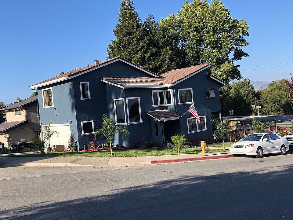 1st image of 97 Magnolia Dr
