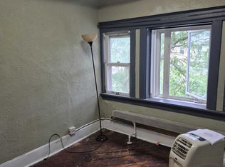 200 S Summit St #A1, Iowa City, IA 52240