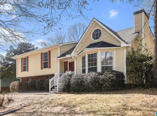 320 Pebble Ln, Alabaster, AL 35007