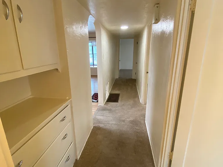 1640 Columbia Dr SE — Photo 6