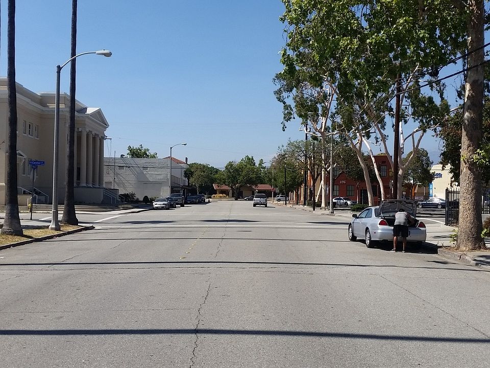 2nd image of 351 N Main St