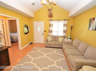 100 Candy Ln, Warner Robins, GA 31088