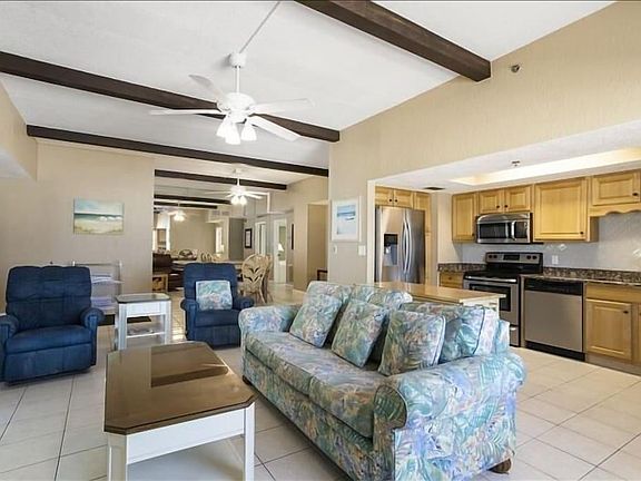 3rd image of 18610 Gulf Blvd APT 101