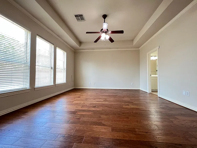 3518 Ellies Ln — Photo 14