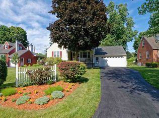 49 Puritan Dr, Schenectady, NY 12306