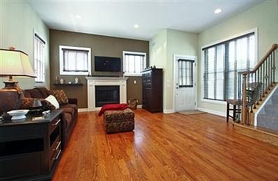 2nd image of 315 W Park Pl Unit B2