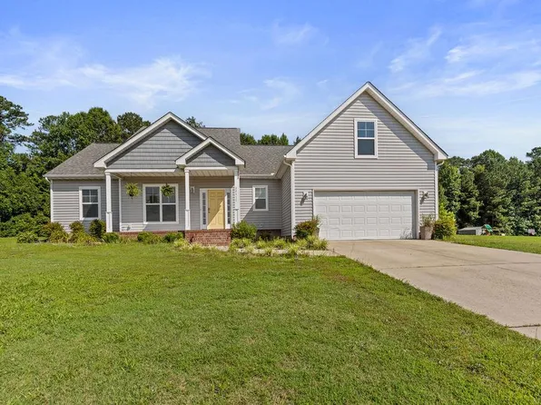 32477 Sandy Creek Dr, Franklin, VA 23851