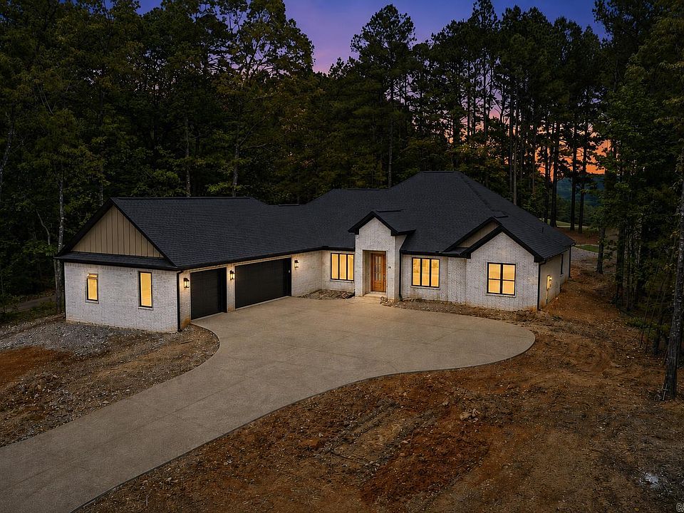 1st image of 81 Elcano Dr