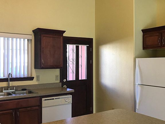 4th image of 203 W Madrid Ave APT 4