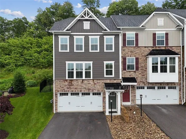 123 Moyer Hill Dr, Cranberry Township, PA 16066