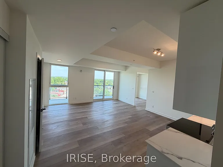 33 Erie Ave #909 — Photo 3