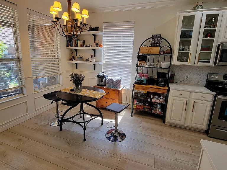1307 Heather Brook Dr — Photo 8