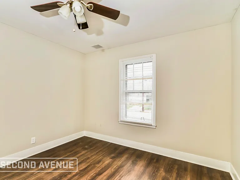 1032 Sale Ave — Photo 9
