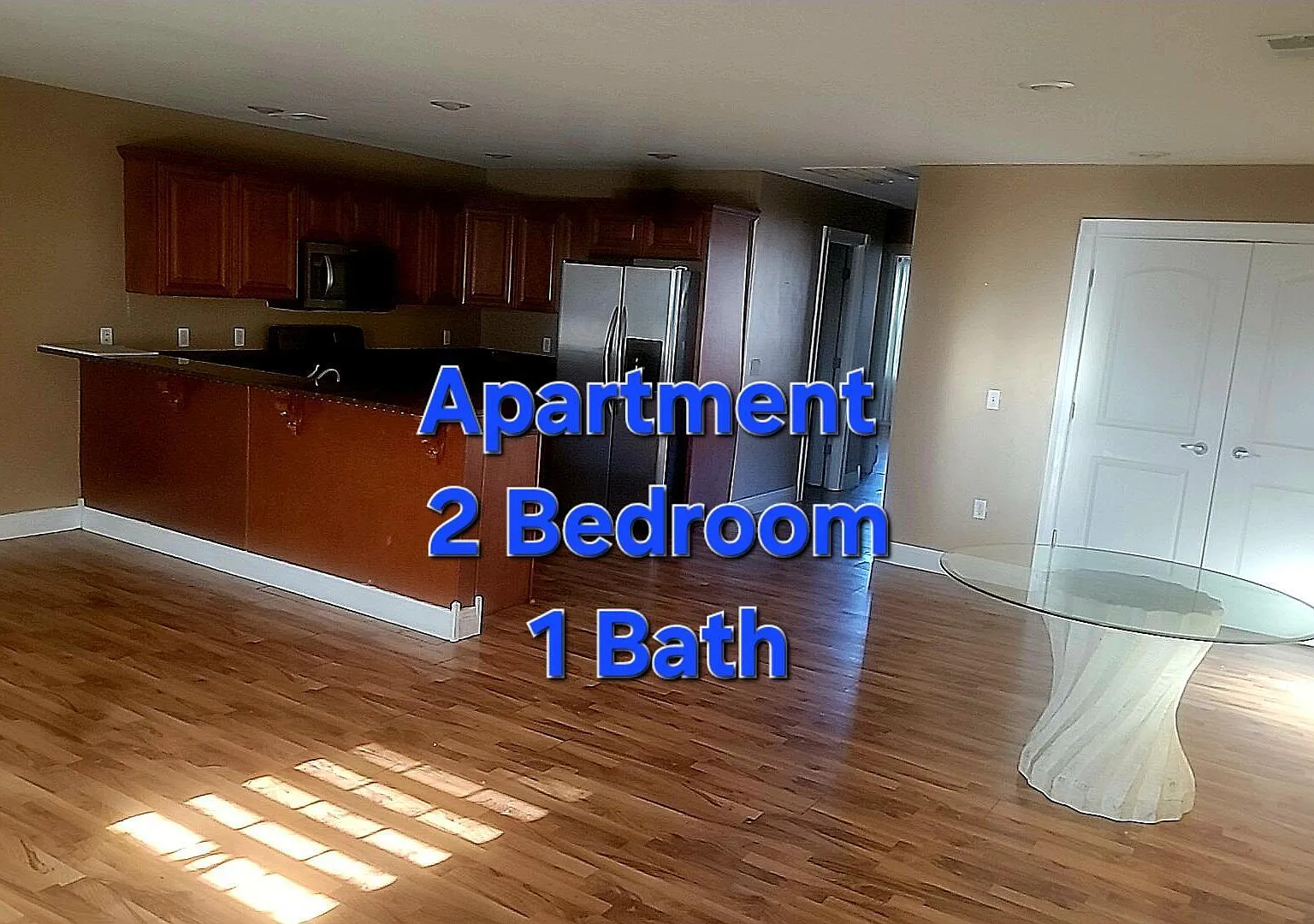 2 bed, 1.0 bath, 1000 sqft, $1,000 — Photo 1