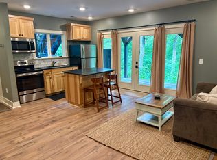 110 Eastmoor Dr, Asheville, NC 28805