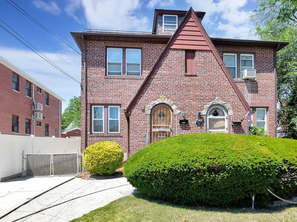 40-14 190th St #2, Flushing, NY 11358