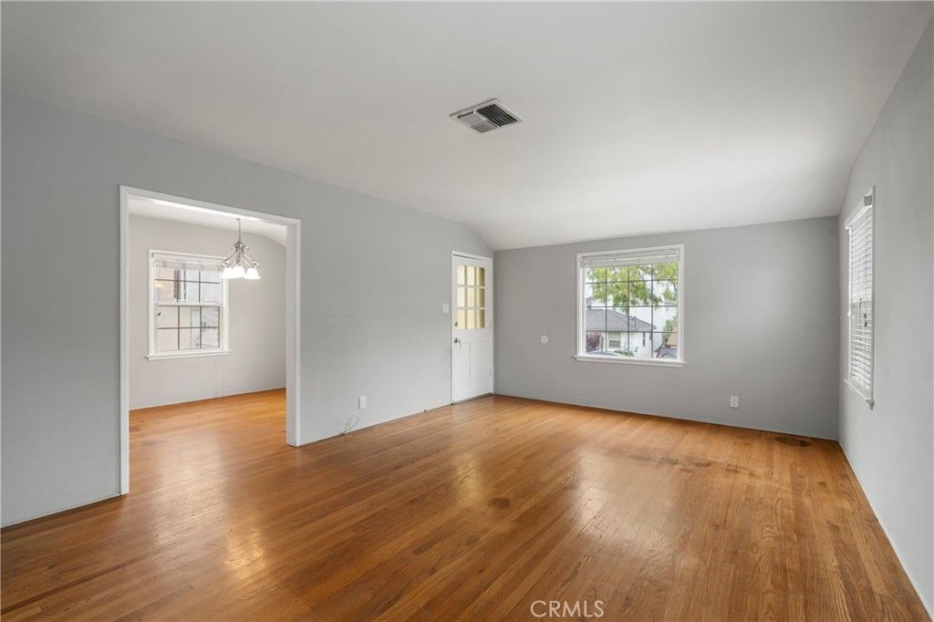 836 Eucalyptus Dr, El Segundo, CA - View 3